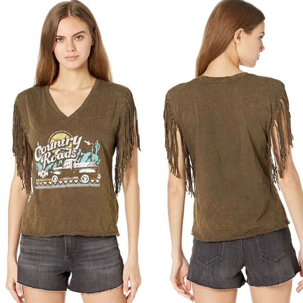 Rock & Roll Short Fringe Sleeve Country Roads T-Shirt Medium